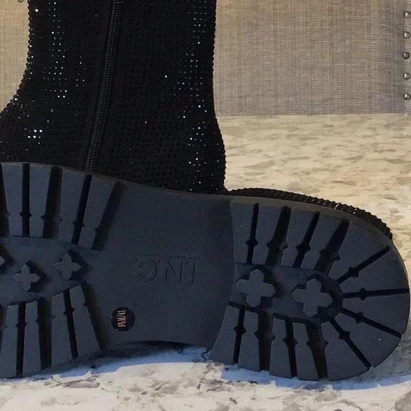 I.N.C. Women’s Beslana Lug Sole Bootie. - Picture 3 of 3